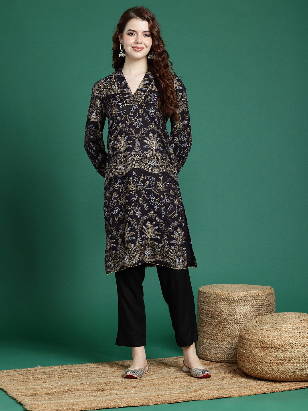 Floral Printed V-Neck Cuffed Sleeves Regular Gotta Patti Kurta with Trousers