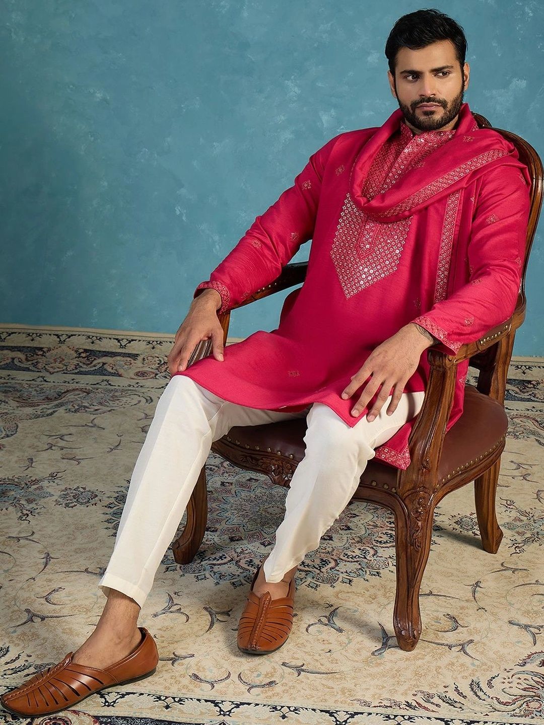 Men Embellished Mirror Work Kurta With Dupatta