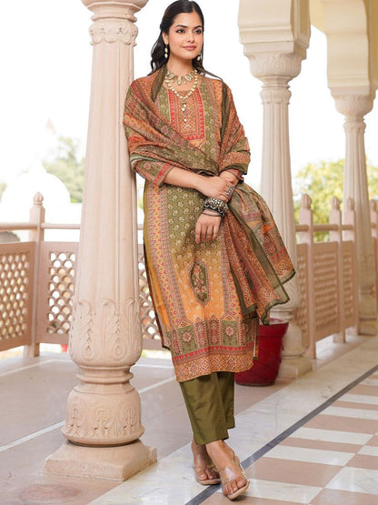 Women Ethnic Motifs Printed Regular Kurta with Trousers & With Dupatta