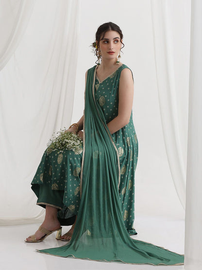 Floral Foil Printed Sweetheart Neck Kurta With Trousers & Dupatta