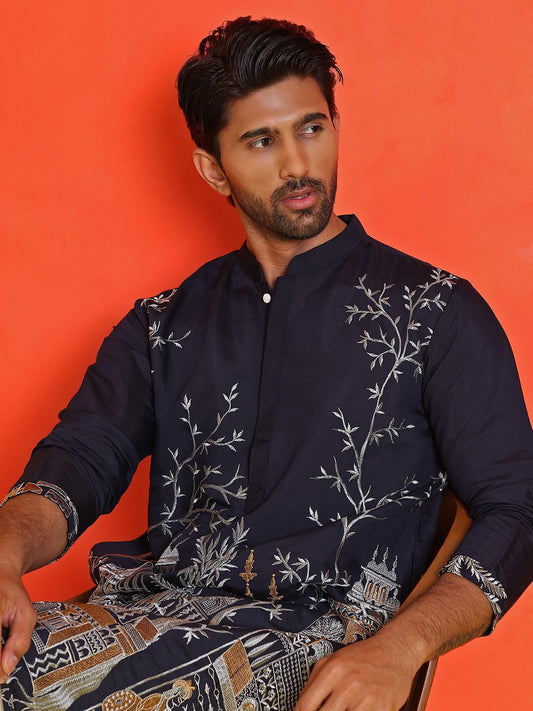 Men Floral Embroidered Thread Work Floral Kurta