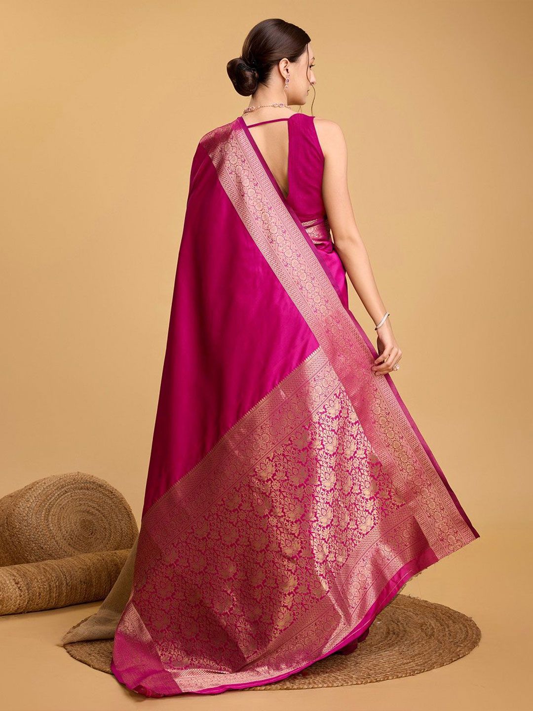 House Of Pataudi Woven Embellished Art Silk Kanjivaram Pink Saree