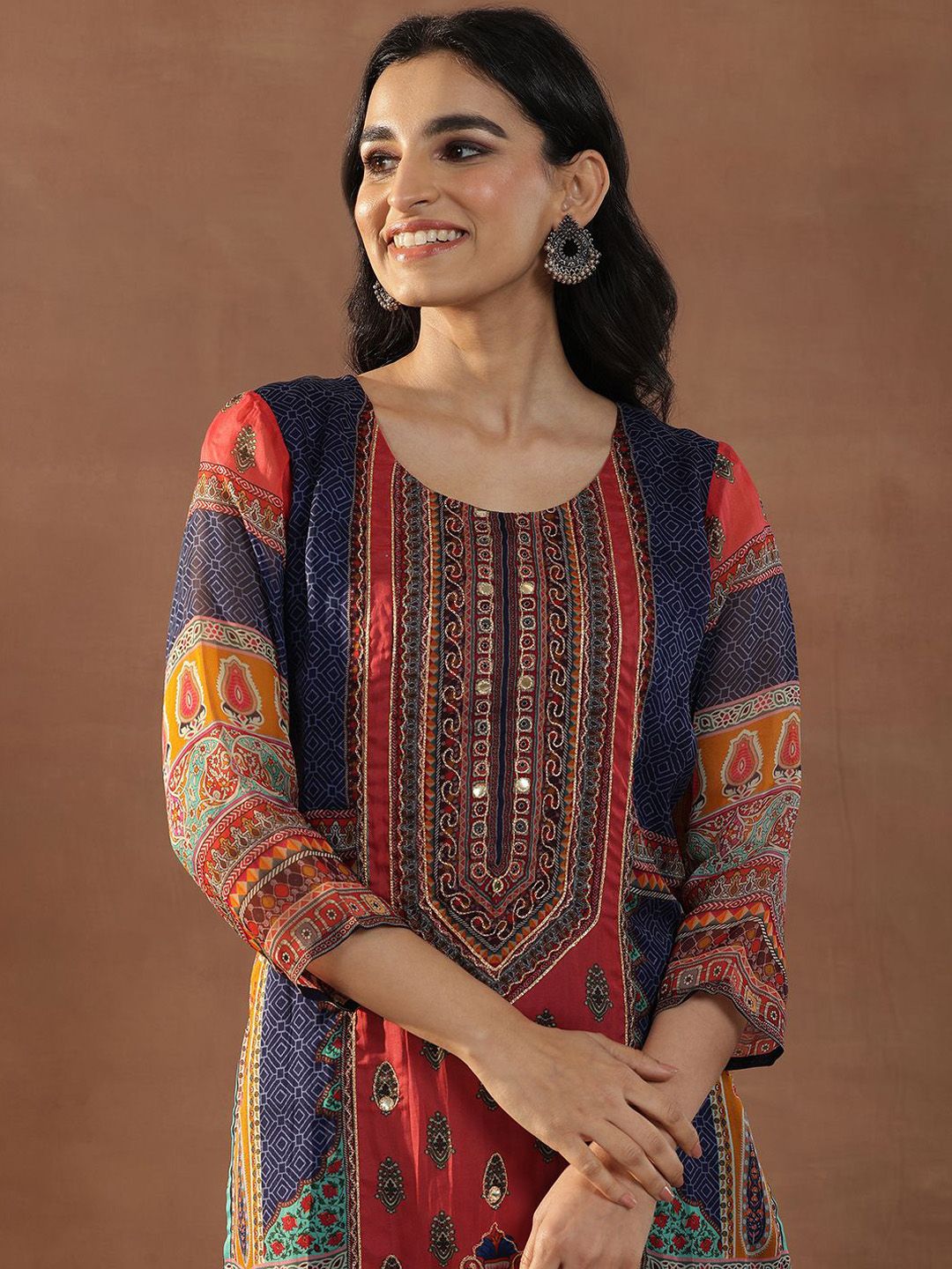 Women Ethnic Motifs Printed Regular Mirror Work Kurta with Trousers & With Dupatta