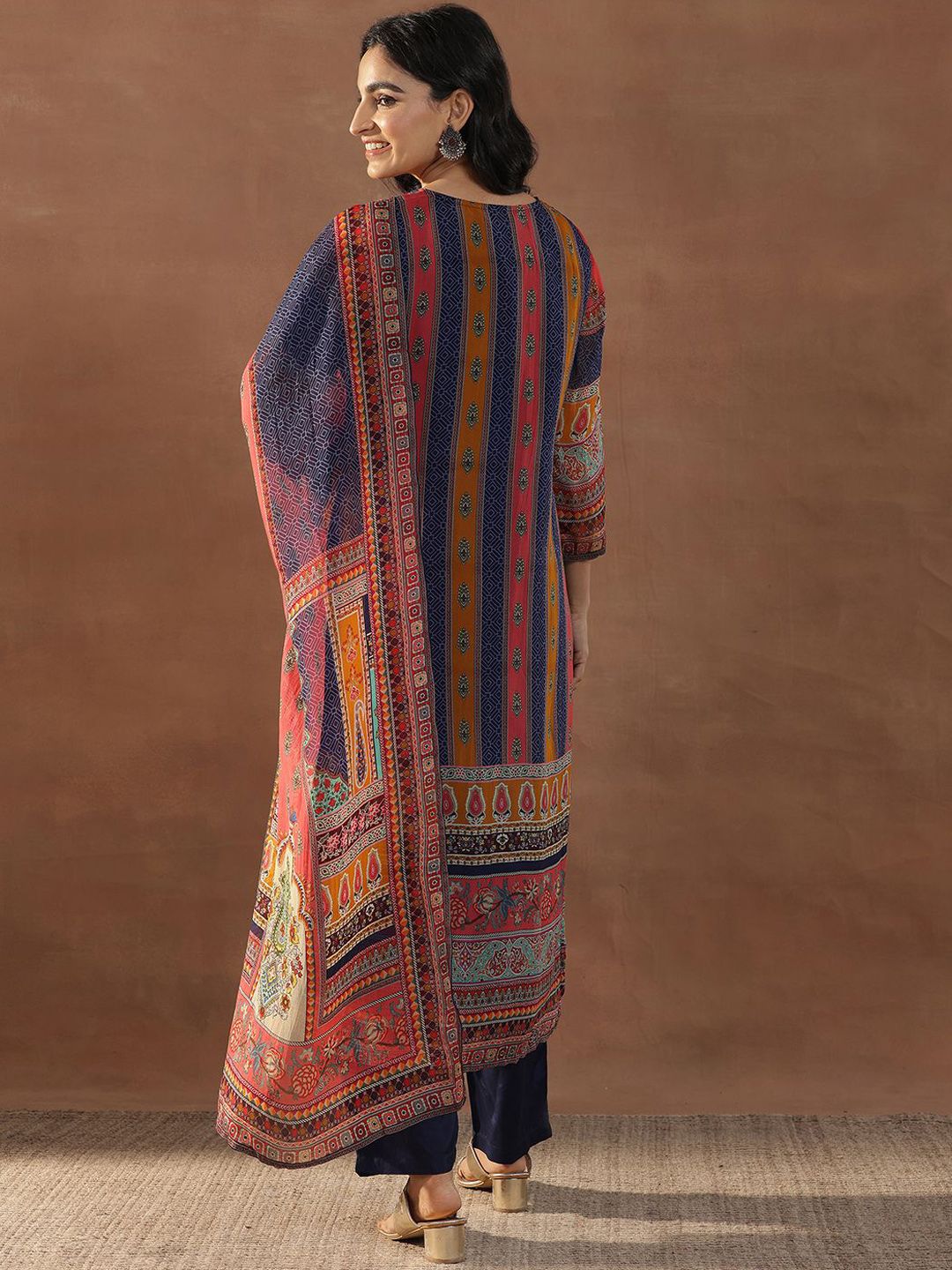 Women Ethnic Motifs Printed Regular Mirror Work Kurta with Trousers & With Dupatta
