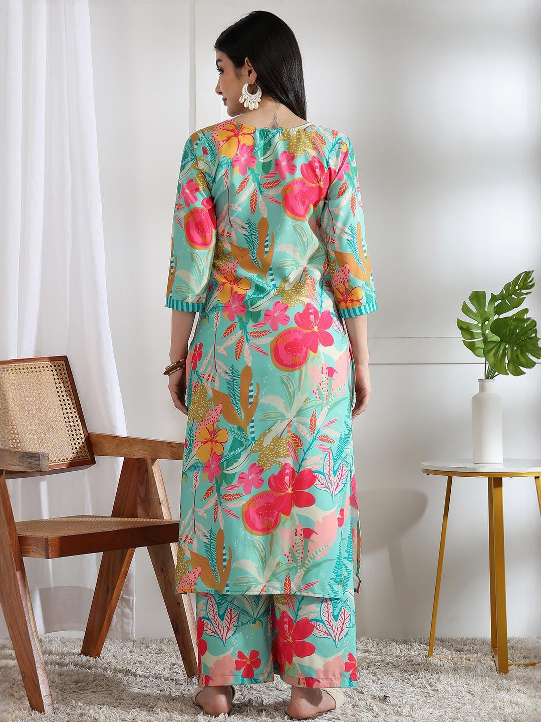 Women Floral Printed Regular Rayon Kurti With Palazzos