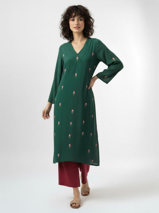 Women Floral Embroidered Regular Thread Work Kurta with Palazzos