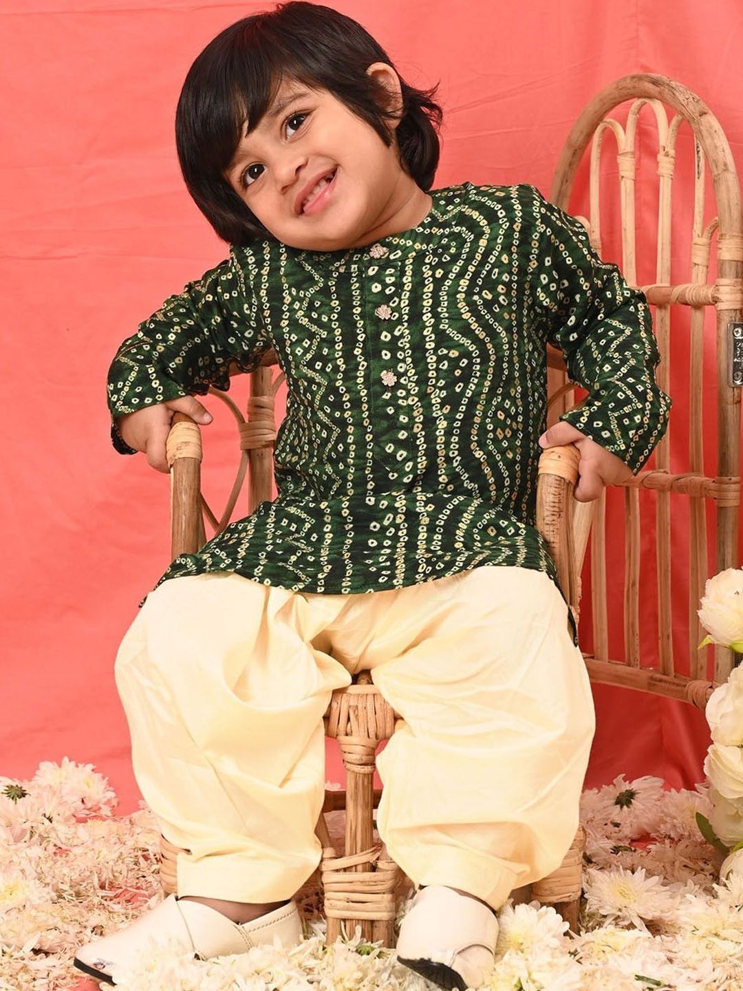 Boys Green Bandhani Kurta & Patiyala Set