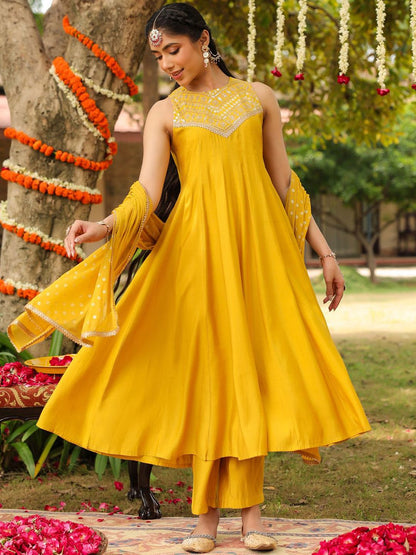 Women Yellow Chanderi Silk Embellished Anarkali Kurta Set With Dupatta