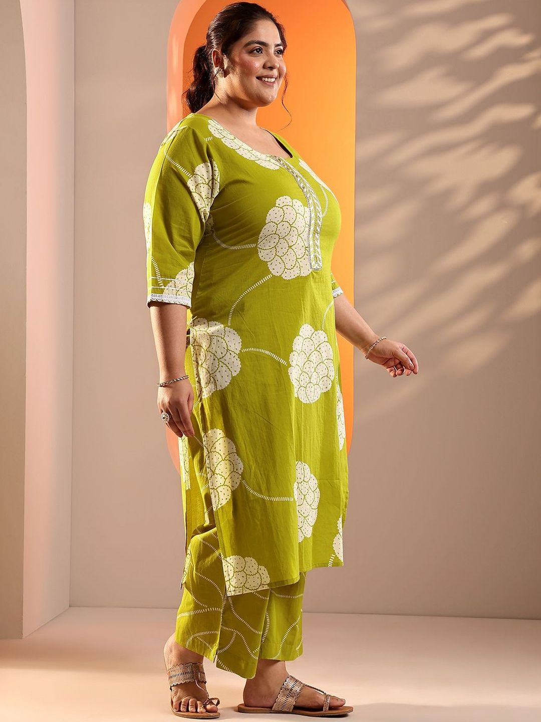 Women Ethnic Motifs Printed Plus Size Kurta with Trousers & Dupatta