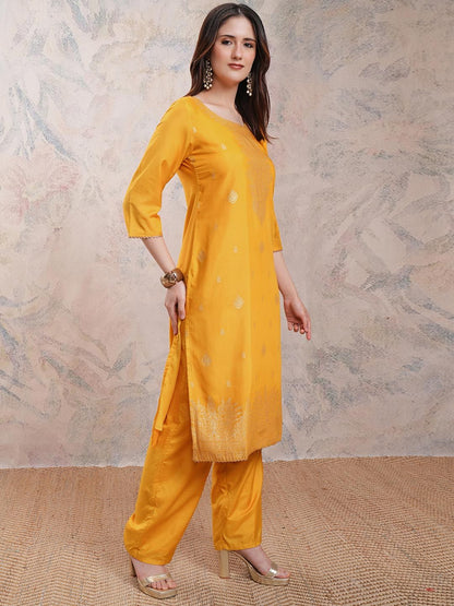 Women Ethnic Motifs Printed Straight Kurta With Trousers & Dupatta
