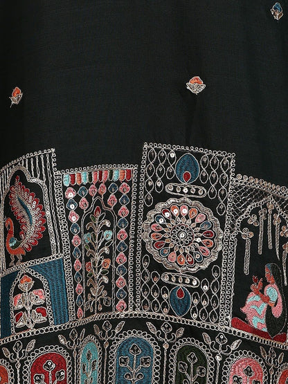 Men Embroidered Mandarin Collar Knee Length Straight Kurta