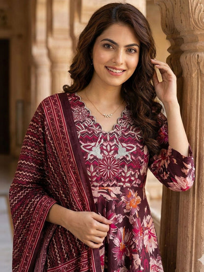 Women Floral Embroidered Regular Thread Work Pure Cotton Kurta with Trousers & With Dupatta
