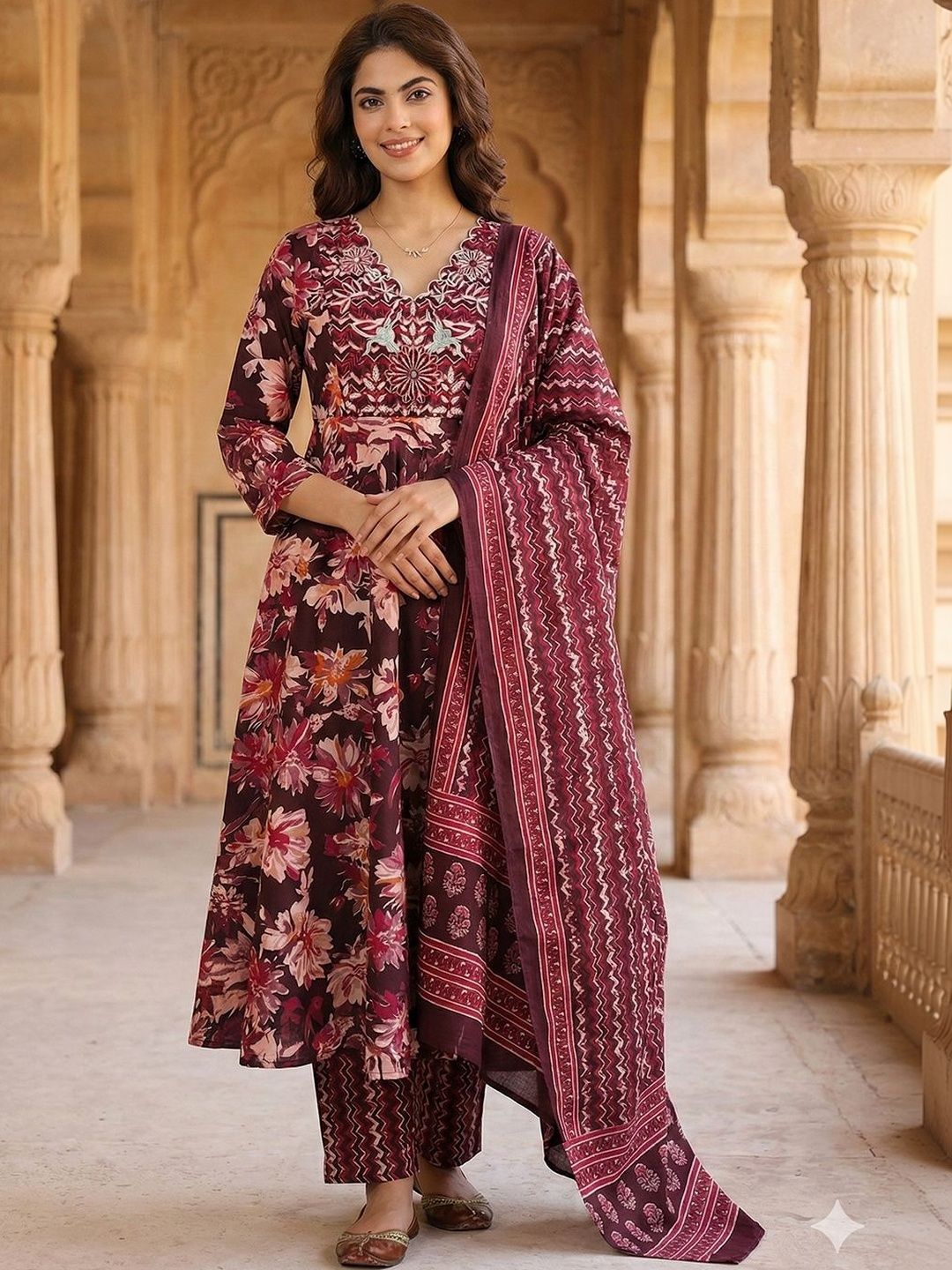 Women Floral Embroidered Regular Thread Work Pure Cotton Kurta with Trousers & With Dupatta