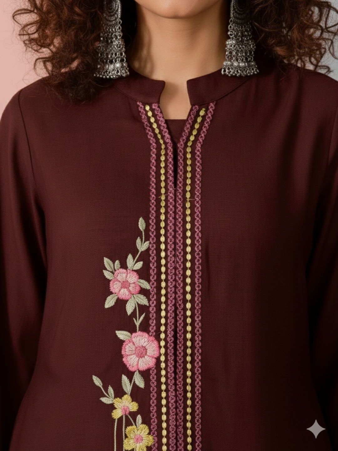 Women Mandarin Collar Embroidered Tunic