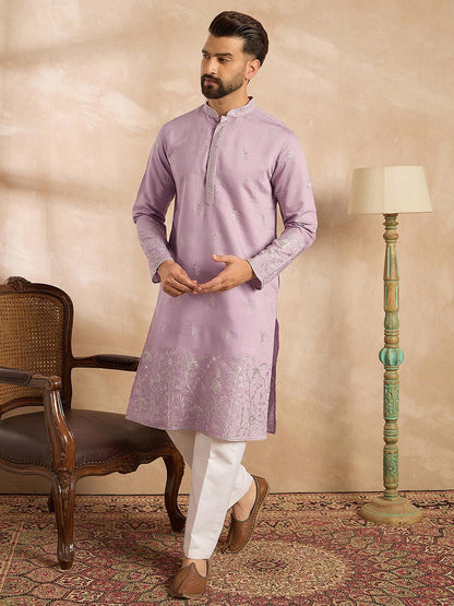 Men Embroidered Straight Kurta