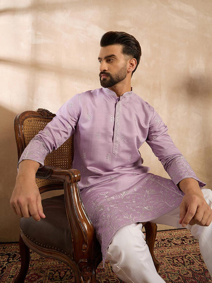 Men Embroidered Straight Kurta