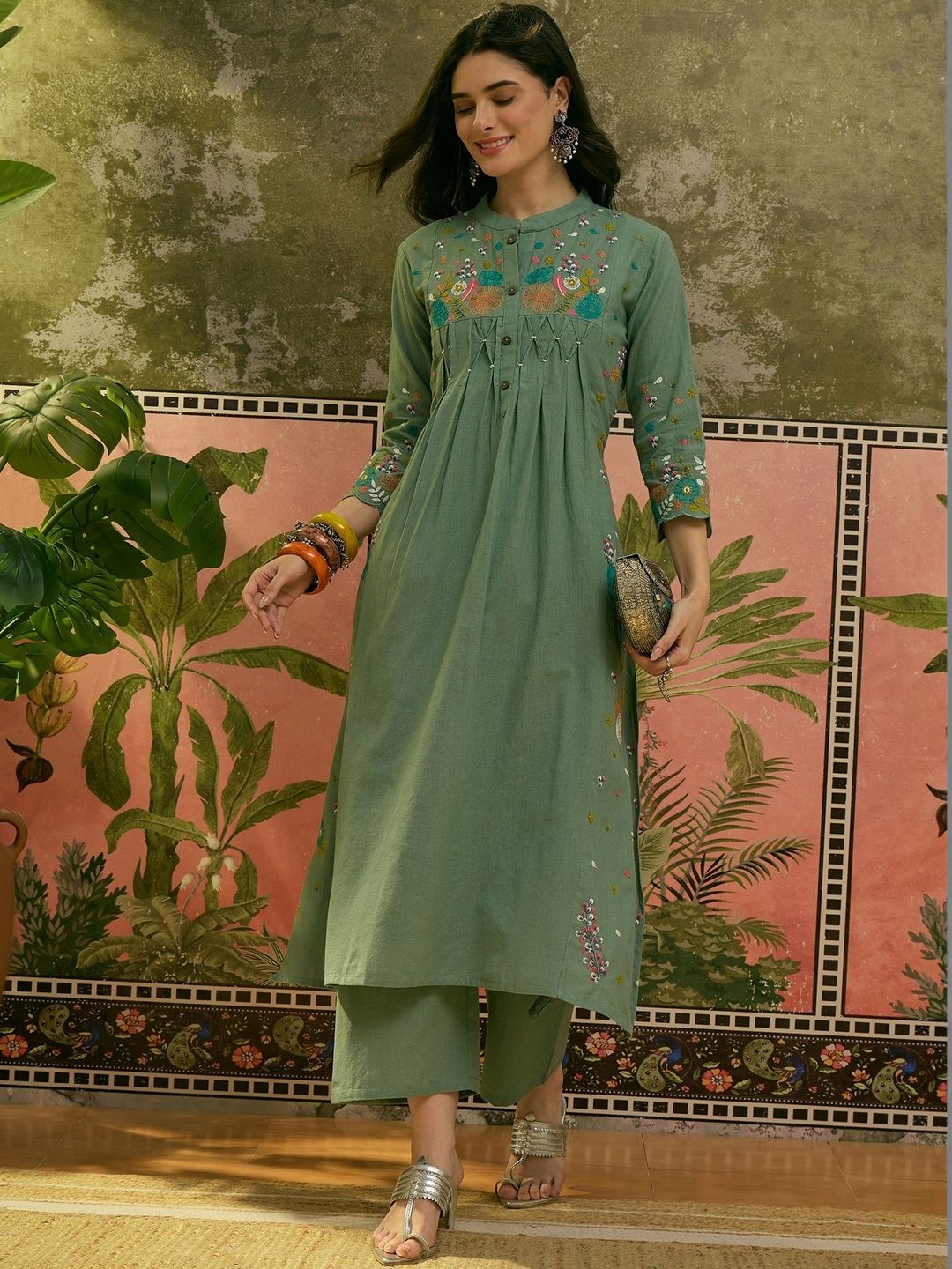 Embroidered Mandarin Collar Kurta & Trousers