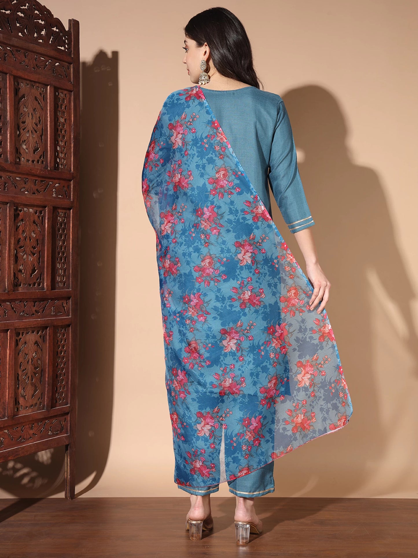 Women Cotton Blend Kurti Pant Dupatta Set