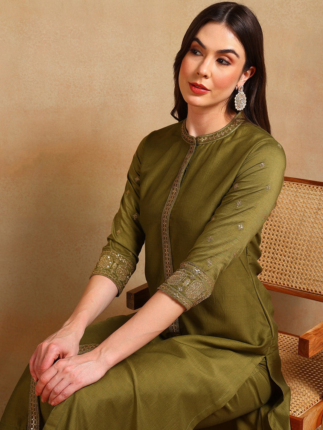 Ethnic Regular Sequinned Straight Kurta With Trousers & Dupatta