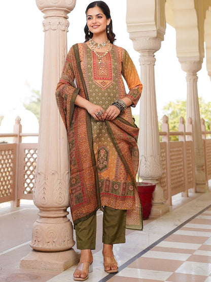 Women Ethnic Motifs Printed Regular Kurta with Trousers & With Dupatta