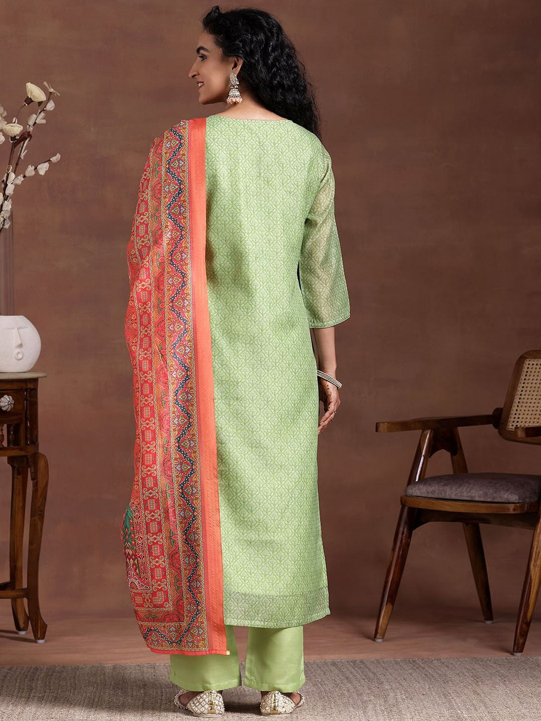 Women Ethnic Motifs Printed Regular Kurta with Trousers & With Dupatta