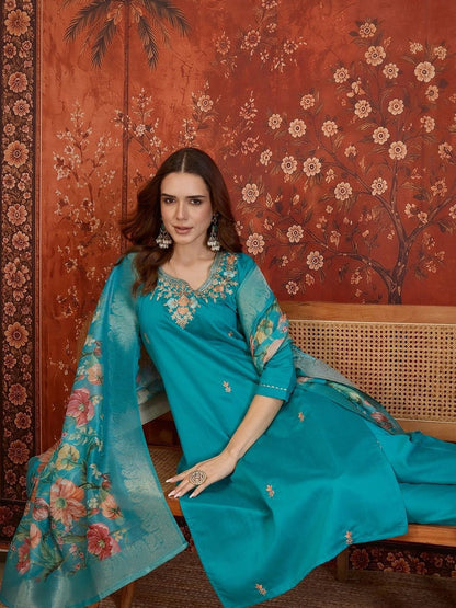 Women Ethnic Motifs Embroidered Regular Thread Work Kurta with Trousers & With Dupatta
