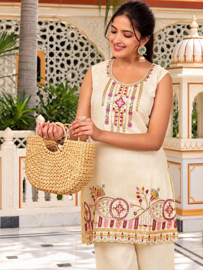 Women Ethnic Motifs Embroidered Regular Thread Work Kurti with Palazzos