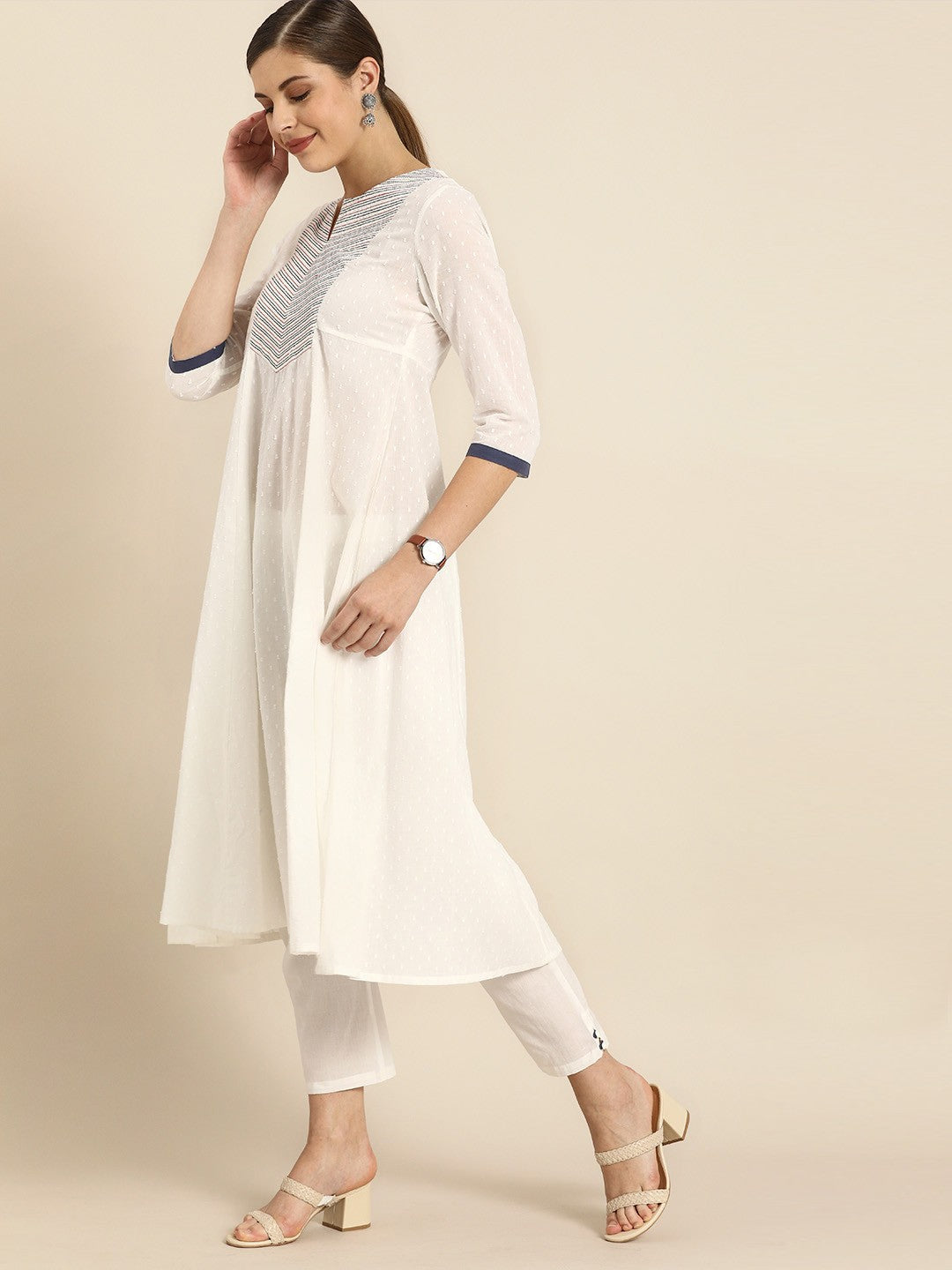 Women White Woven Design Kurta with Trousers & Dupatta