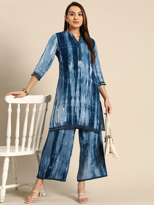 Women Dyed Regular Kurta With Palazzos