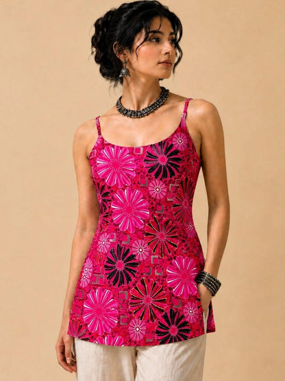 Women Ethnic Rayon Sleeveless Round Neck Backless Short Kurti