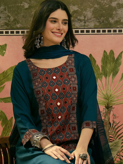 Printed Round Neck Kurta & Palazzos With Dupatta