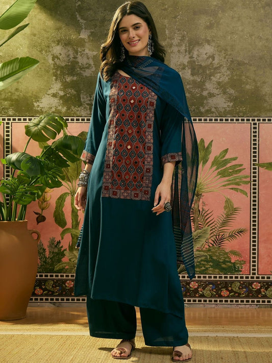 Printed Round Neck Kurta & Palazzos With Dupatta