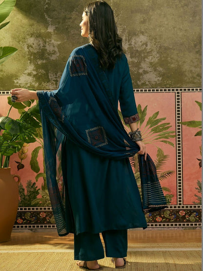 Printed Round Neck Kurta & Palazzos With Dupatta