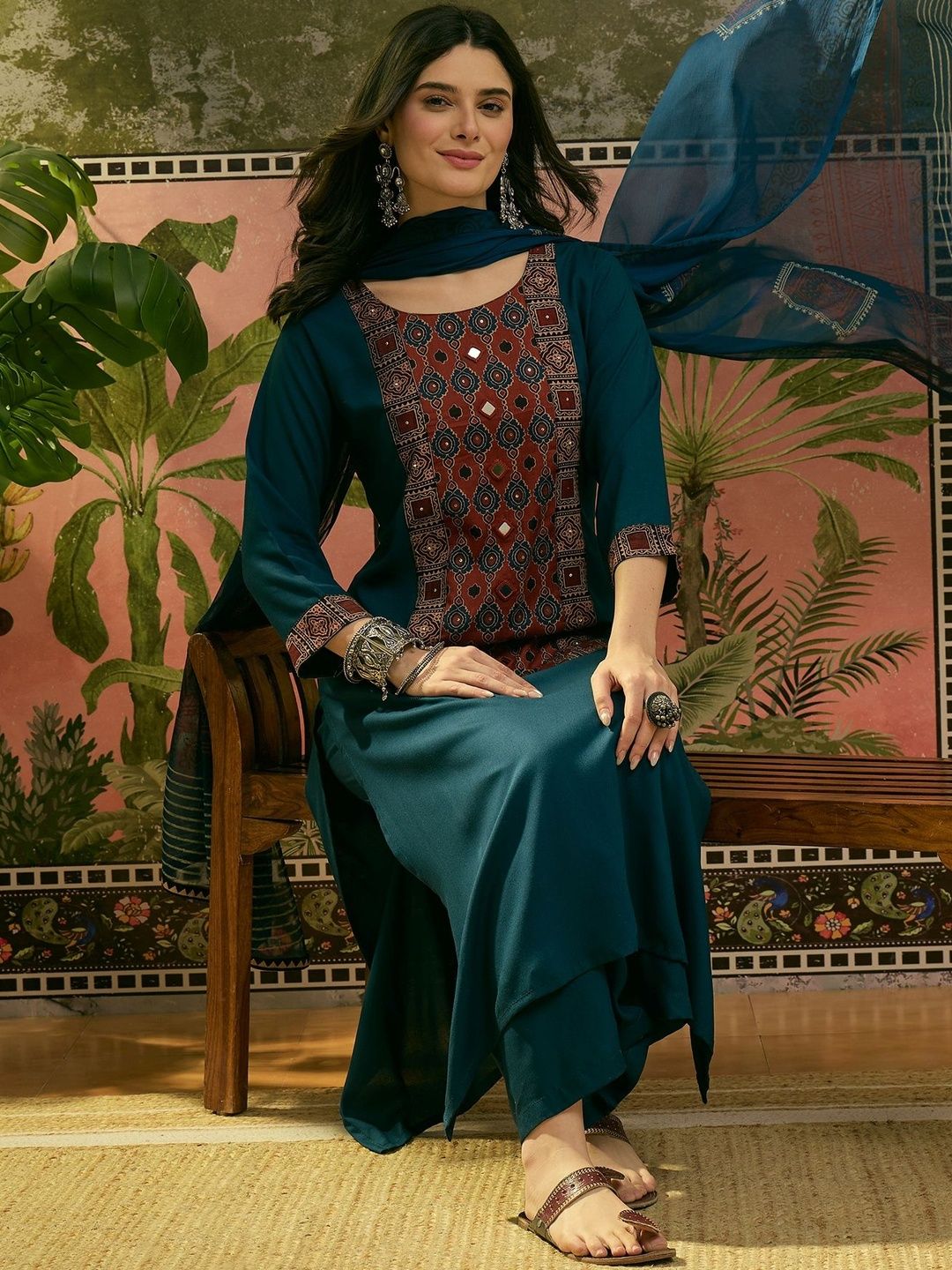 Printed Round Neck Kurta & Palazzos With Dupatta