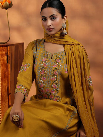 Women Floral Embroidered Panelled Thread Work Kurta with Salwar & With Dupatta