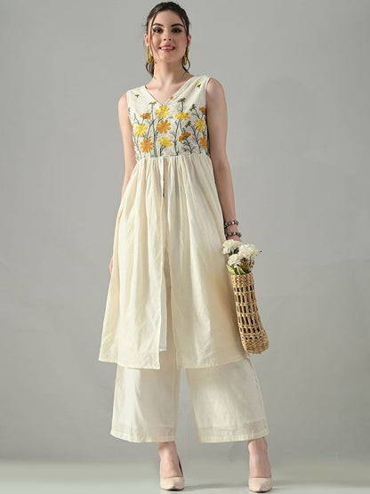Women Floral Yoke Design Empire Thread Work Pure Cotton Kurta With Palazzo