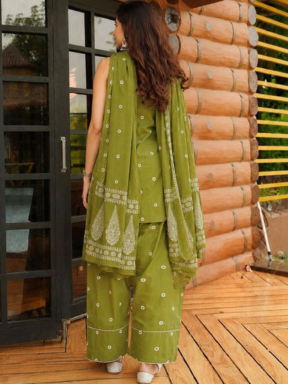 GoSriKi Women's Green Cotton Blend Ptinted Straight Short Kurta With Farshi Salwar Set