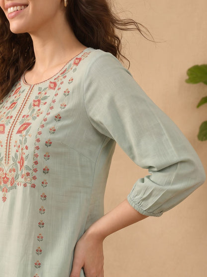 Women Viscose Rayon Embroidered Ethnic Tunic