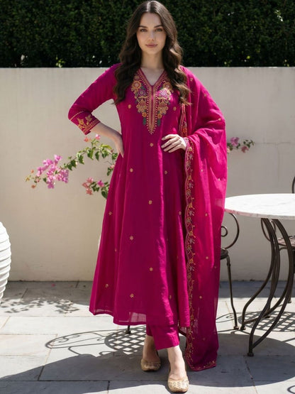 Women Ethnic Motifs Embroidered Regular Thread Work Kurta with Trousers & With Dupatta