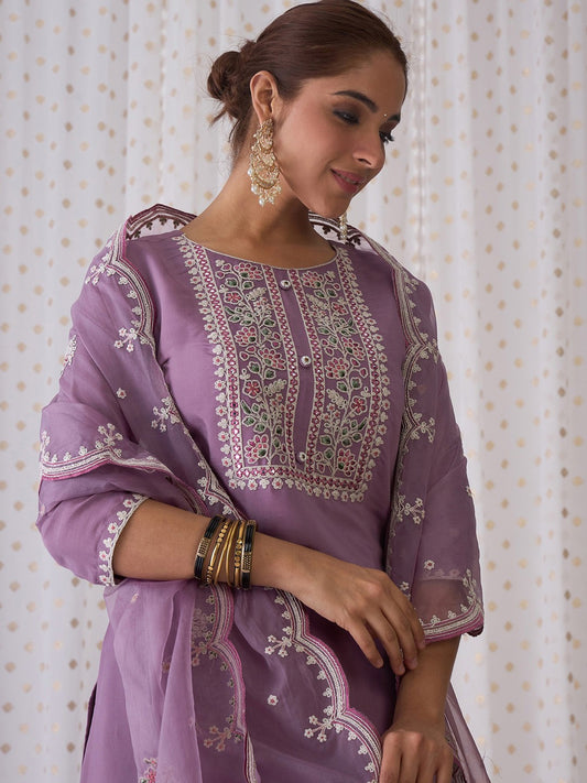 Floral Embroidered Round Neck Thread Work Kurta with Trousers & Dupatta