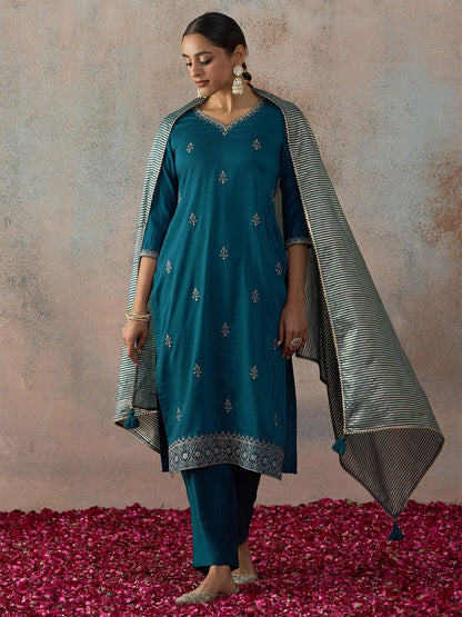 Women Regular Size Kurta Set Silk Blend