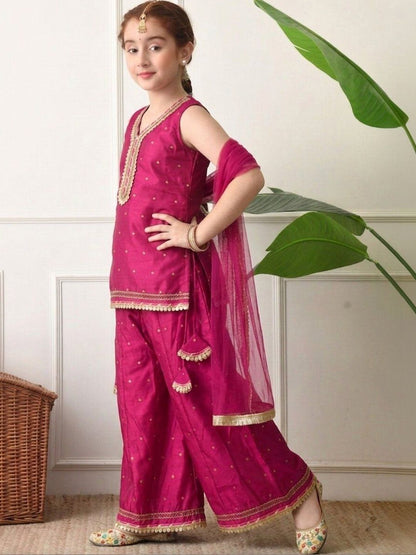 Girls Ethnic Motifs Printed Regular Gotta Patti Kurta with Sharara & With Dupatta