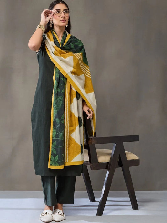 Women Ethnic Motifs Regular Pure Cotton Kurta with Trousers & With Dupatta