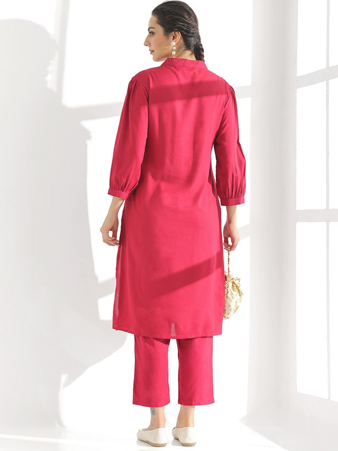 Fuchsia Floral Yoke Design Thread Work Detailed Straight Kurta With Trouser