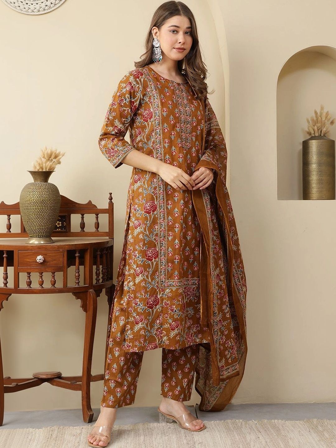 Women Ethnic Motifs Printed Regular Pure Cotton Kurta with Trousers & With Dupatta