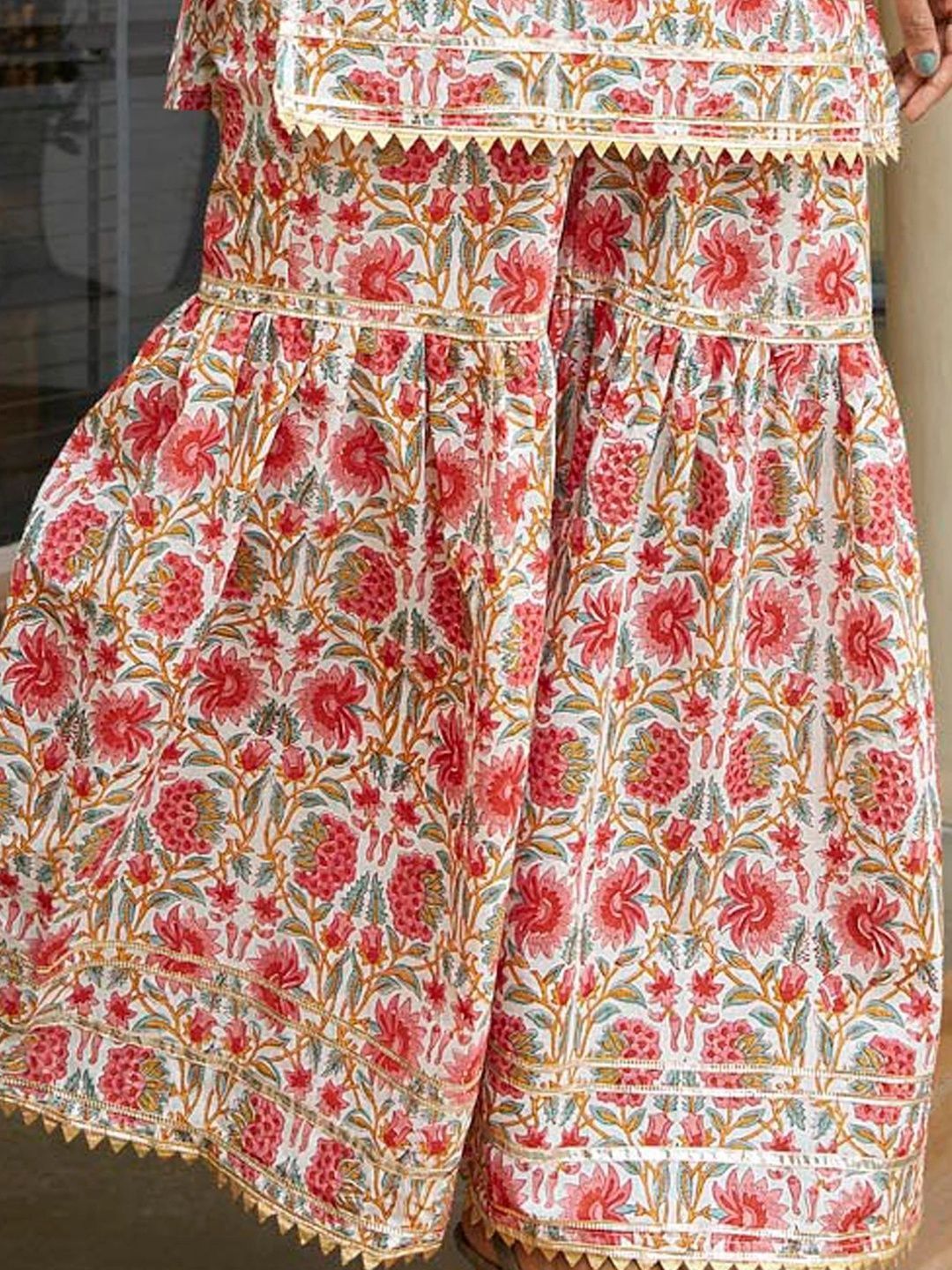 Floral Printed Round Neck Pure Cotton Straight Kurta & Sharara