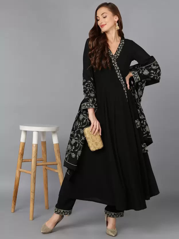 Women Black Long Sleeves Kurta set