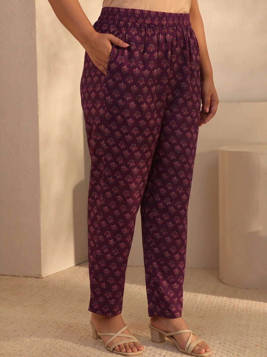 Women Ethnic Motifs Printed Regular Thread Work Kurta with Trousers & With Dupatta