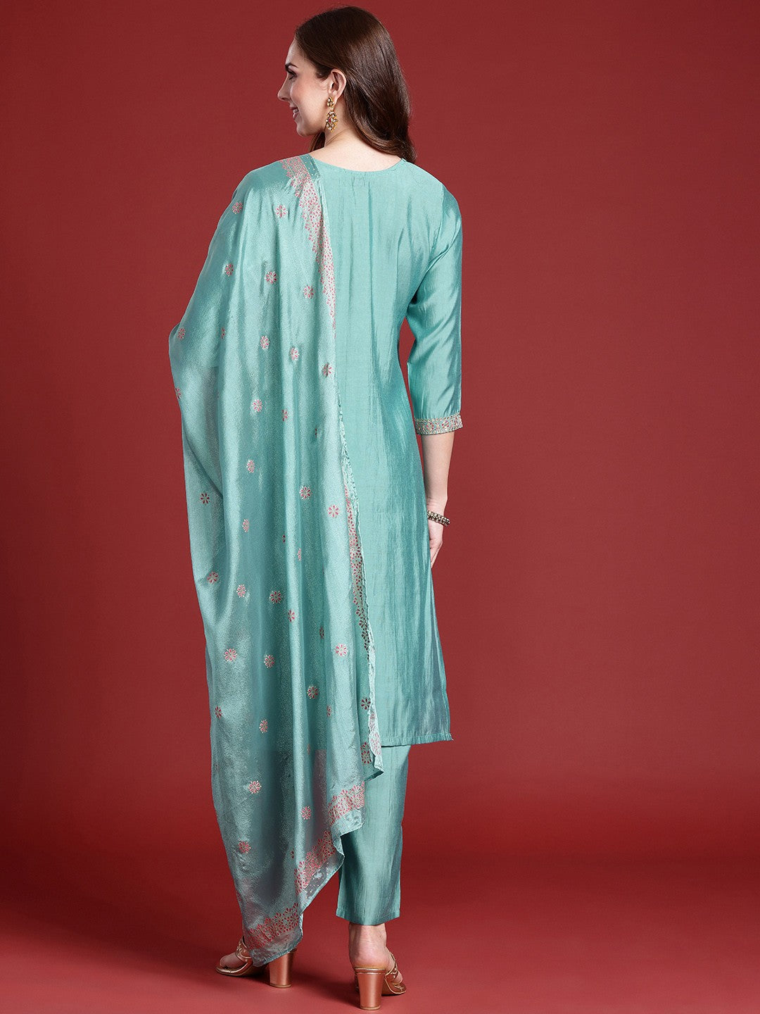 Women Floral Embroidered Regular Sequinned Kurta with Trousers & With Dupatta