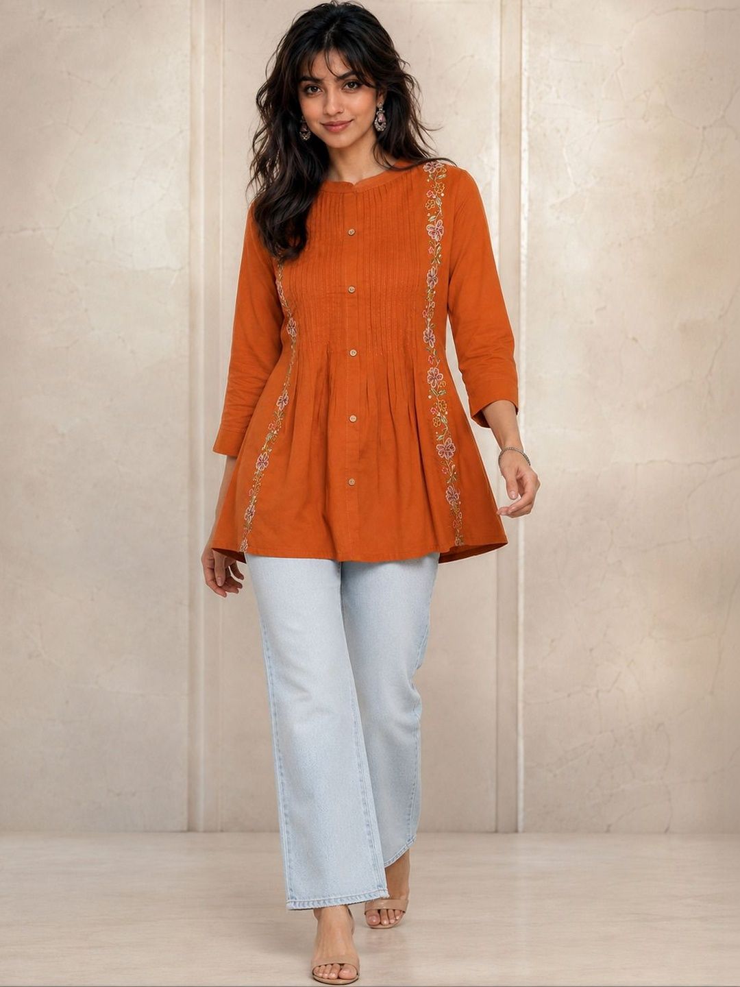 Women Mandarin Collar Embroidered Tunic